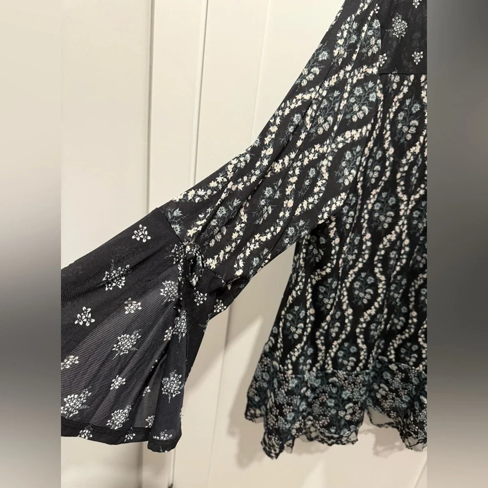 Style & Co blouse - Picture 2 of 7